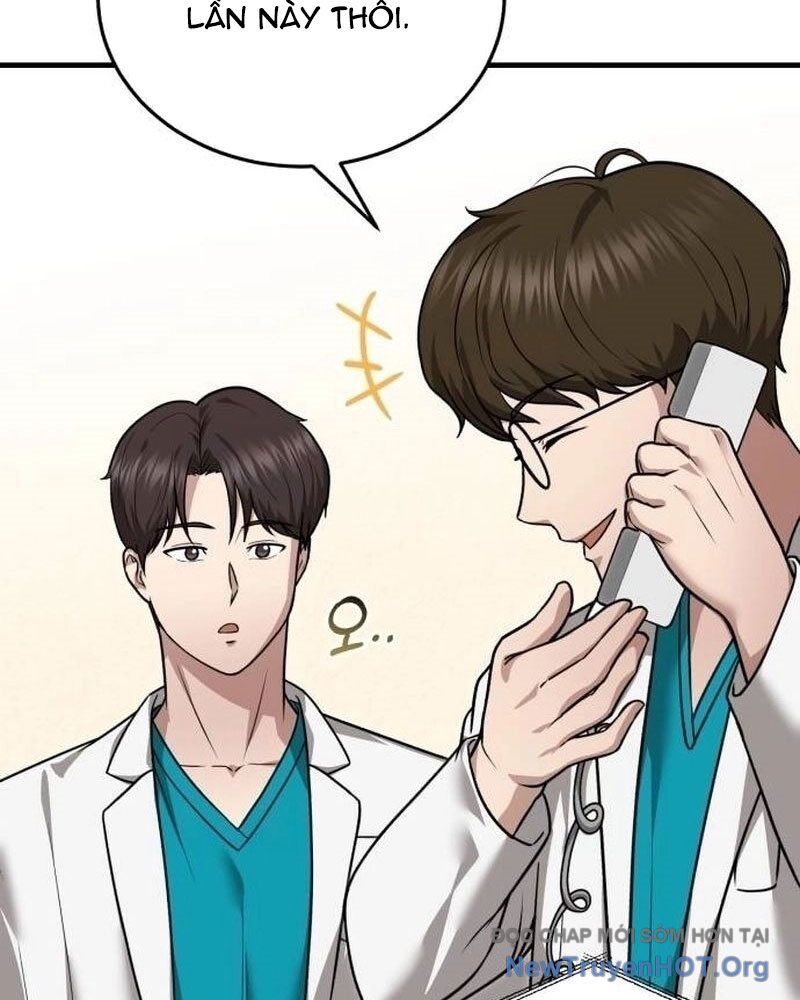 Bác Sĩ Hồi Quy Chỉ Muốn Sống Yên Bình Chapter 11 - Next Chapter 12