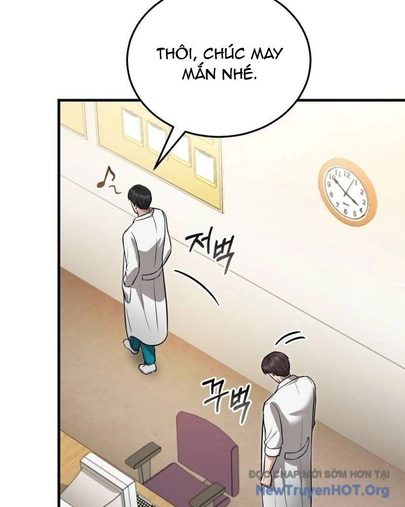 Bác Sĩ Hồi Quy Chỉ Muốn Sống Yên Bình Chapter 11 - Next Chapter 12