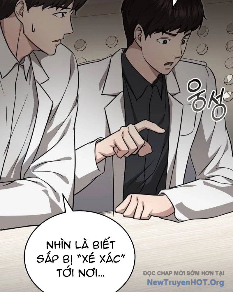 Bác Sĩ Hồi Quy Chỉ Muốn Sống Yên Bình Chapter 12 - Next Chapter 13