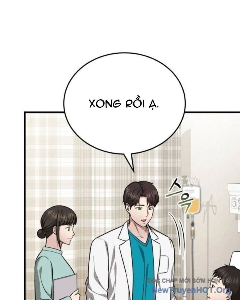 Bác Sĩ Hồi Quy Chỉ Muốn Sống Yên Bình Chapter 12 - Next Chapter 13