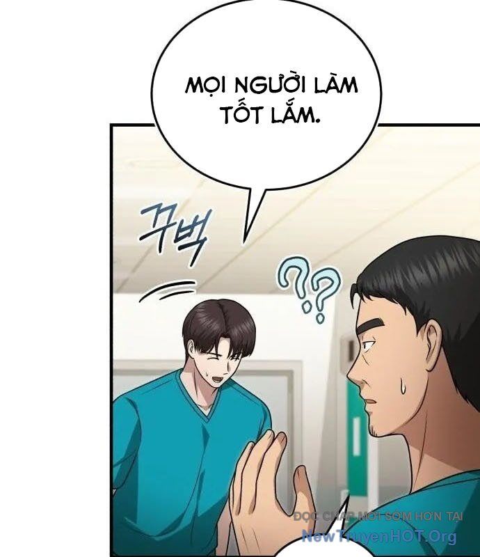 Bác Sĩ Hồi Quy Chỉ Muốn Sống Yên Bình Chapter 23 - Next Chapter 24
