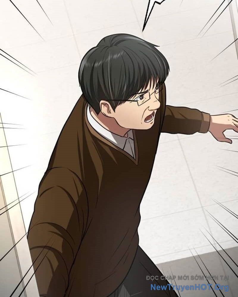 Bác Sĩ Hồi Quy Chỉ Muốn Sống Yên Bình Chapter 5 - Next Chapter 6