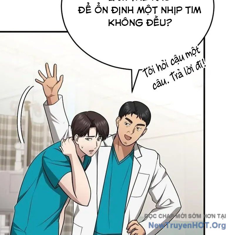 Bác Sĩ Hồi Quy Chỉ Muốn Sống Yên Bình Chapter 22 - Next Chapter 23